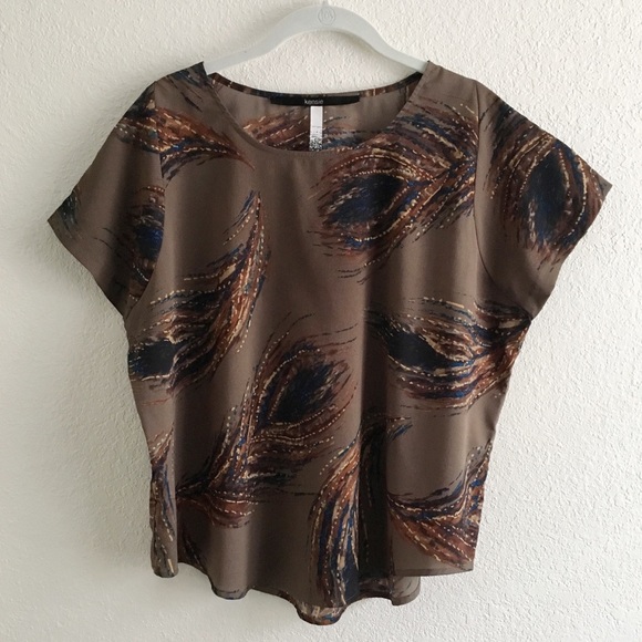 ~FINAL PRICE~ Kensie - Brown feather print blouse. - Picture 1 of 4